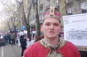 On je naša dika! Dušan stigao u odori kneza Lazara (FOTO/VIDEO)