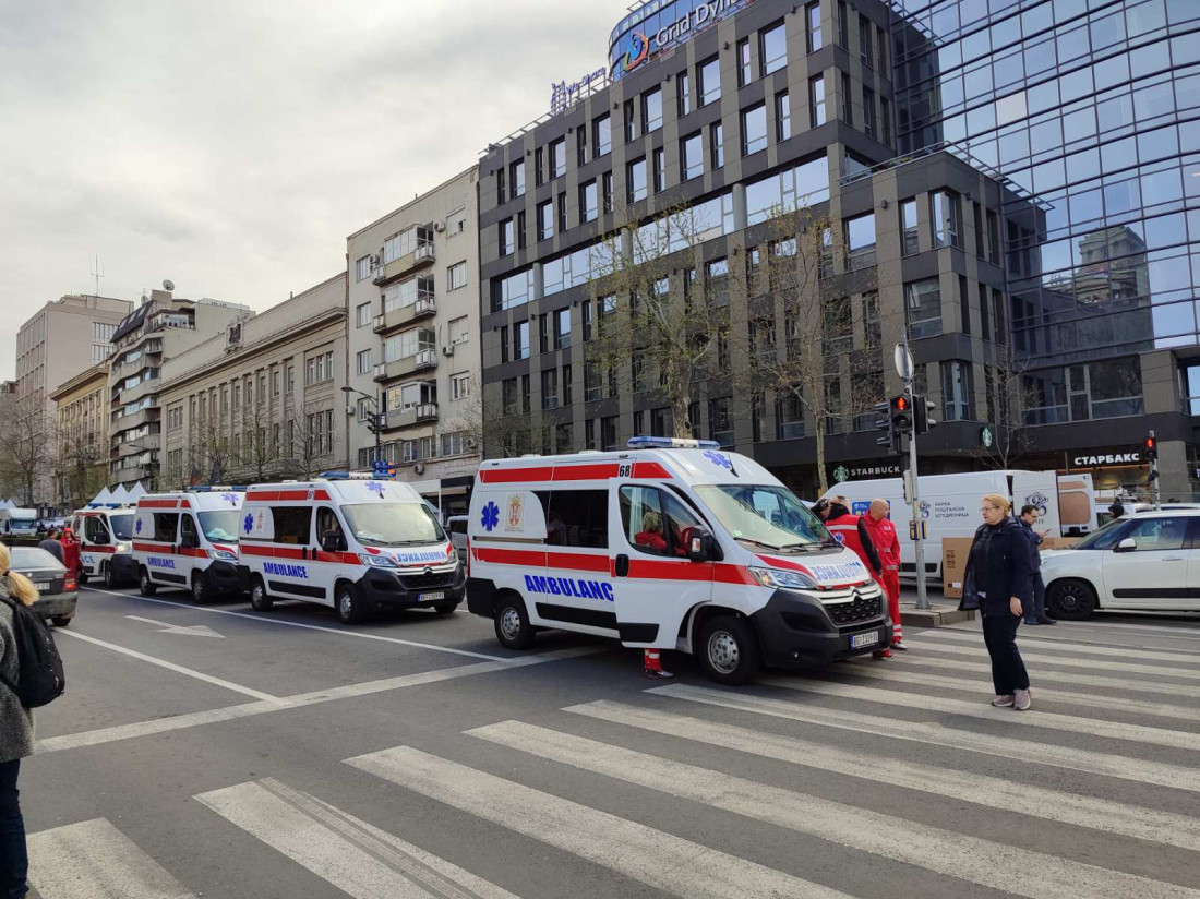 Težak udes kod Uba! Sudarila se dva šlepera, delovi rasuti po putu! (VIDEO)