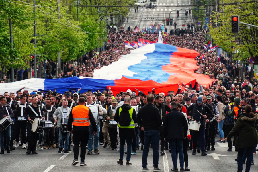 Od zemlje na ivici ponora do lidera regiona: Vučić je Srbiji vratio snagu, glas i budućnost