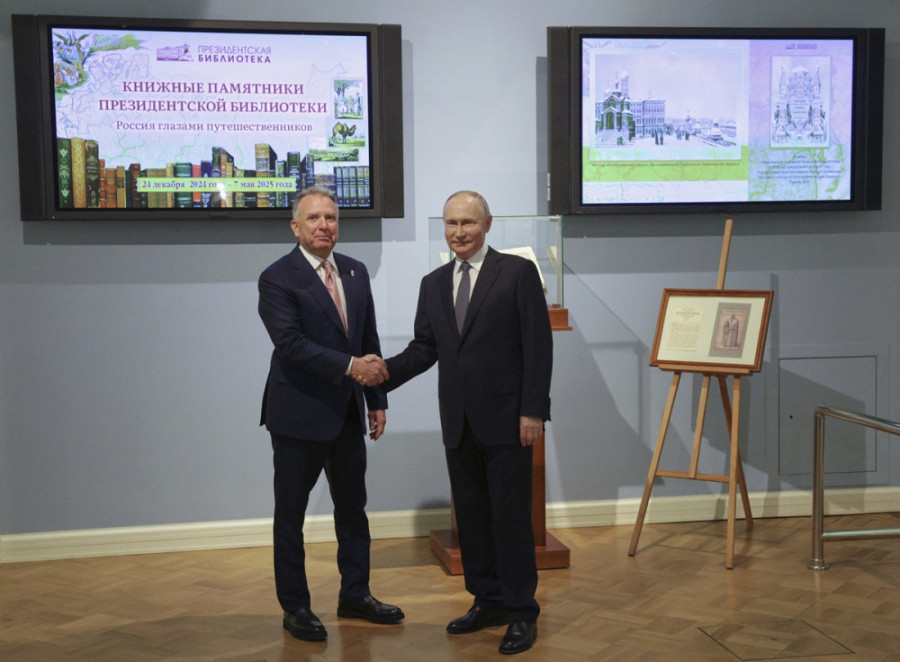 Mreže bruje o sastanku Putina i Vitkofa: Svi pričaju o neočekivanom gestu američkog izaslanika (VIDEO/FOTO)