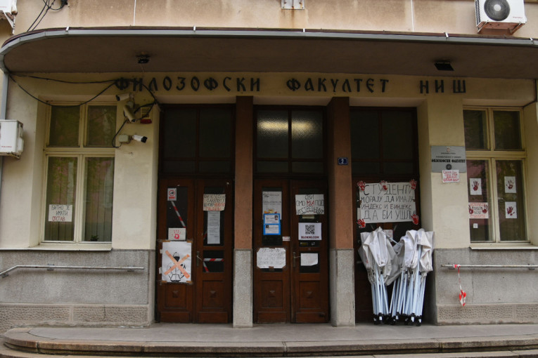 Brnabić: Idemo ka EU, ali štiteći, braneći i boreći se za naše nacionalne interese