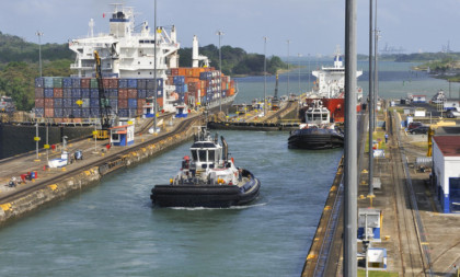 Dok jednom ne smrkne...Panamski kanal ubire plodove dok je Ormuski moreuz blokiran