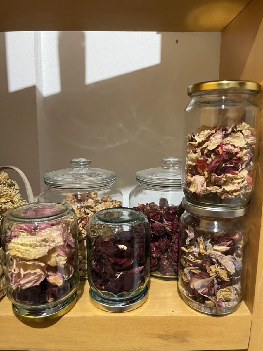 Aromakozmetičarka Gordana Gajić za 24sedam: Eterična ulja su duša biljke, a ručno rađena kozmetika je spona između prirode i čoveka