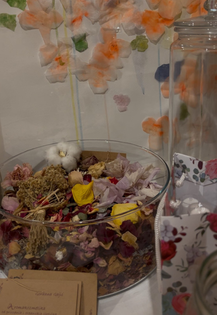 Aromakozmetičarka Gordana Gajić za 24sedam: Eterična ulja su duša biljke, a ručno rađena kozmetika je spona između prirode i čoveka