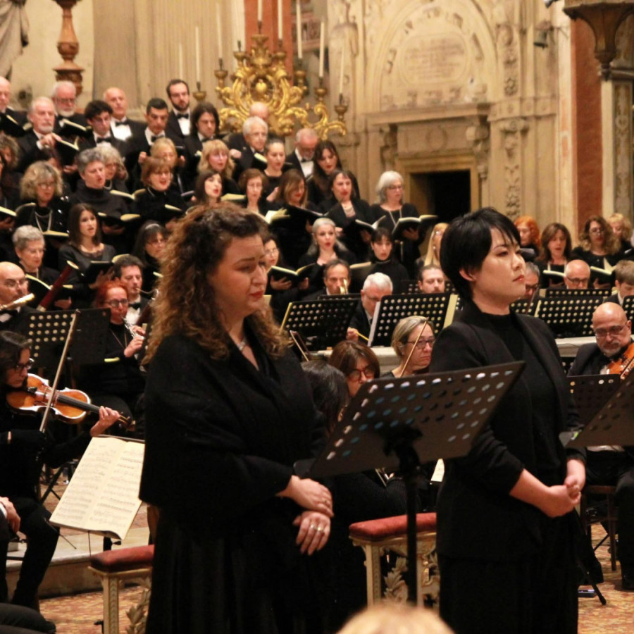 Polučasovne ovacije za Mariju Jelić u Bolonji: Spektakularno izvođenje čuvenog Verdijevog "Rekvijema" (FOTO)