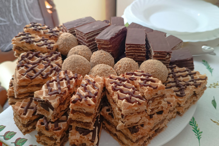 I pravoslavci i katolici Vaskrs proslavljaju tradicionalno (FOTO)