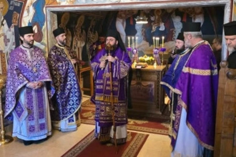 Episkop osečkopoljski i baranjski Heruvim: Vaskrsenje zaceljuje naše rane