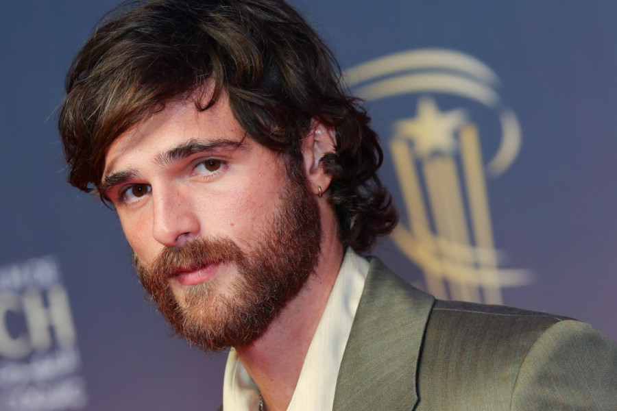 "Upucajte direktorku kastinga": Ne stišava se haos oko Margo Robi i Džejkoba Elordija u "Orkanskim visovima"