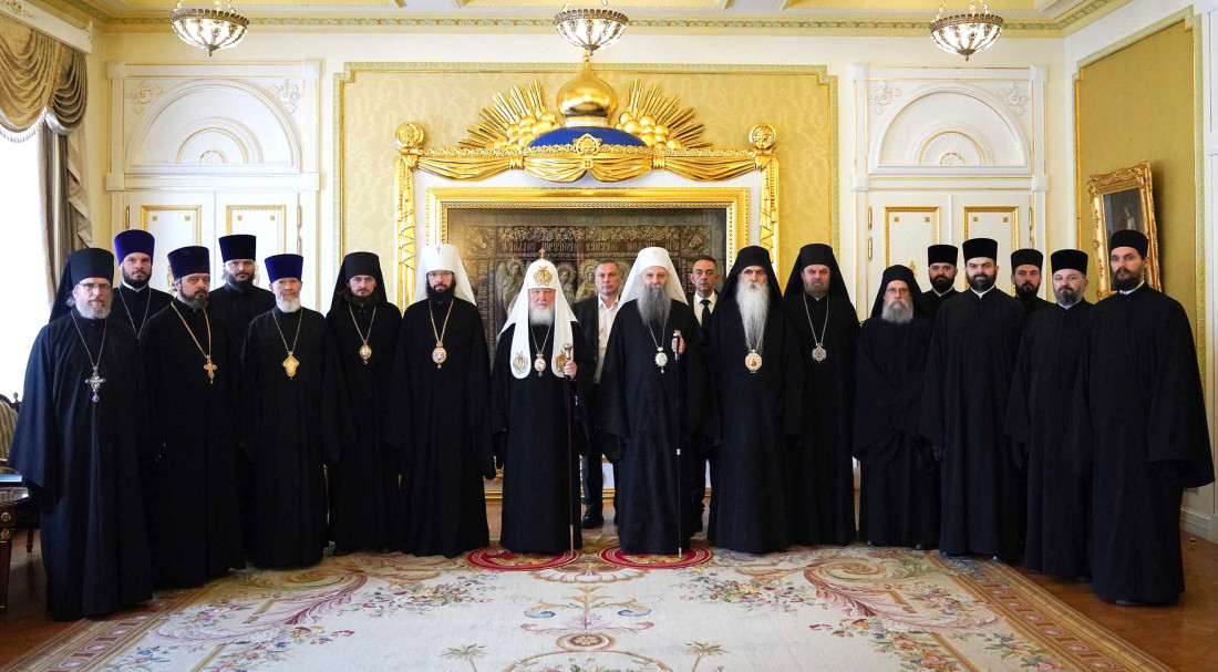 Patrijarh srpski Porfirije razgovarao sa patrijarhom Kirilom: Bliži se dan kada će zajedno služiti božansku liturgiju