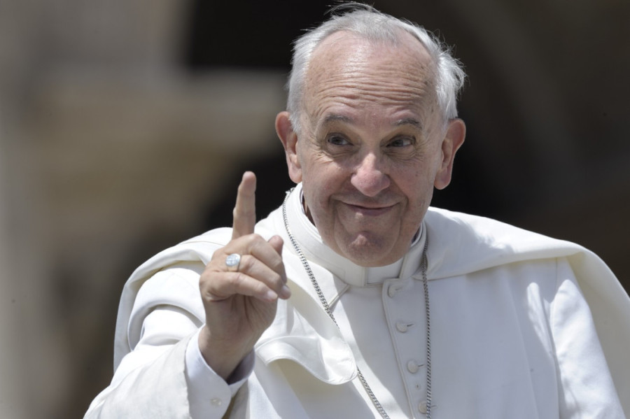 Tramp želi jedno, Makron drugo: Kako svetski lideri pokušavaju da utiču na izbor pape