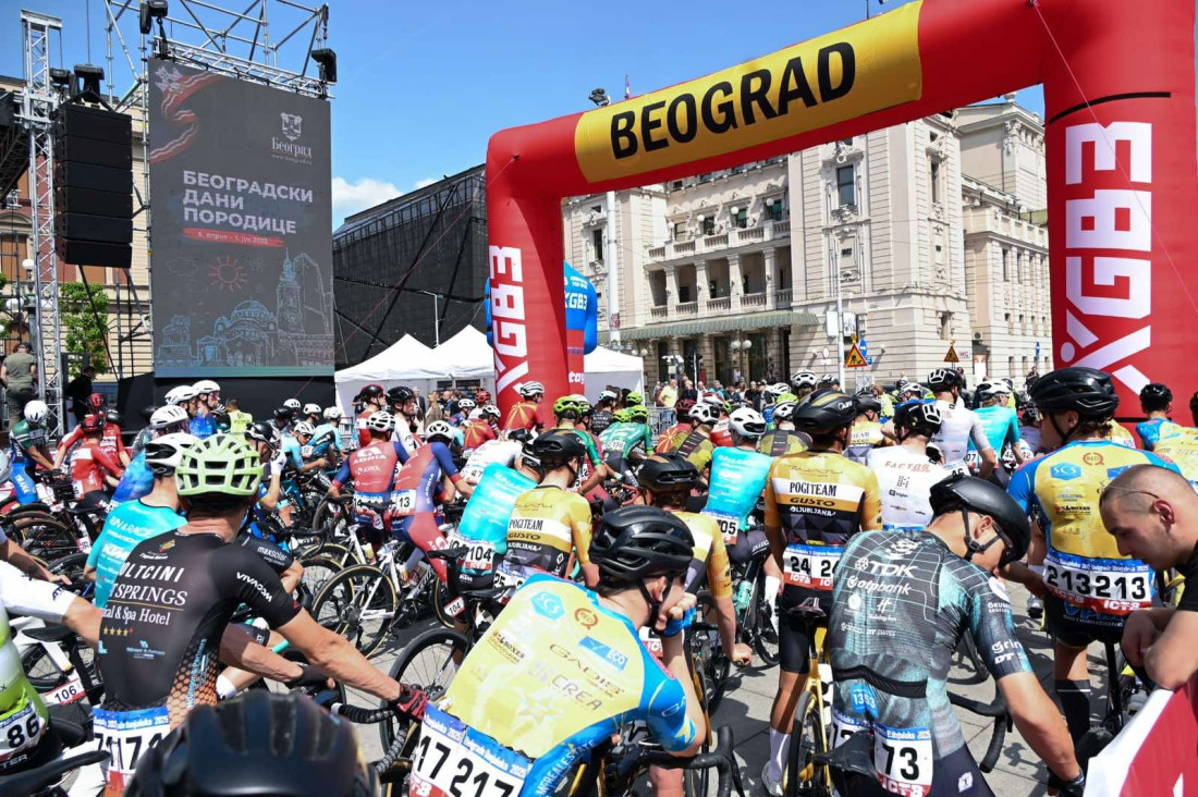 Gradonačelnik Šapić: Biciklistička trka "Beograd - Banjaluka" razvija bratske odnose Srpske i Srbije