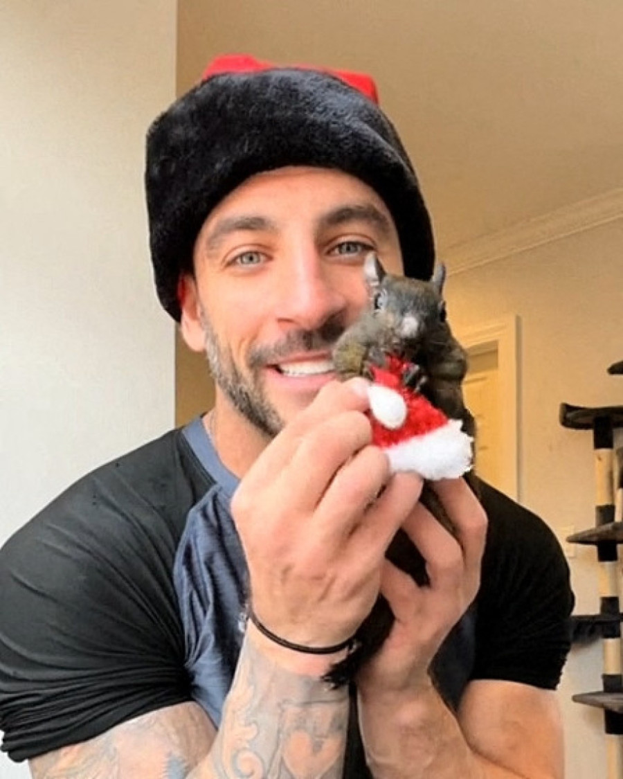 Novi detalji o oduzimanju i smrti viralne senzacije veverice influenserke Pinat