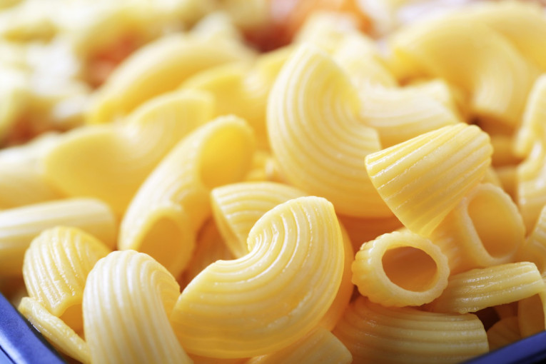 Recept dana: Pasta obrok salata koja savršeno osvežava u toplim letnjim danima
