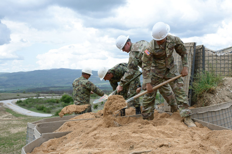 Gužva na poligonu: Kreće velika vežba Vojske Srbije i američke elitne garde (FOTO)