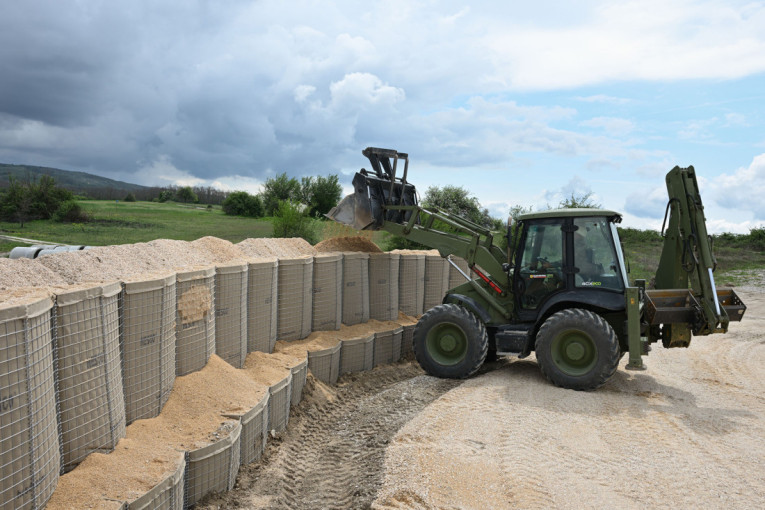 Gužva na poligonu: Kreće velika vežba Vojske Srbije i američke elitne garde (FOTO)