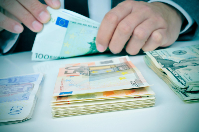 Keš ili kartica? NBS objavila podatke, evo kako Srbi najčešće plaćaju