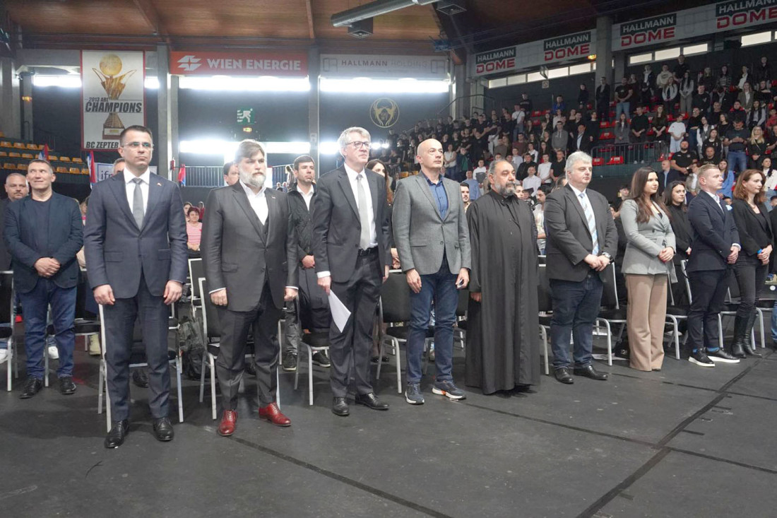 Milićević prisustvovao smotri kulturno-umetničkog stvaralaštva Srba u Austriji