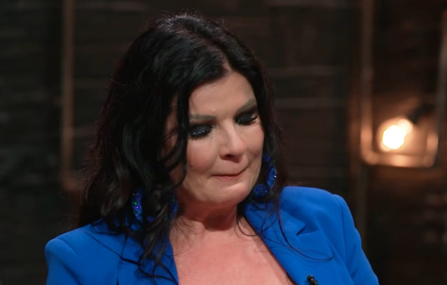 Pevačica roni suze, otac joj je umro dok je bila daleko od Srbije: Kuma mi je javila da je preminuo