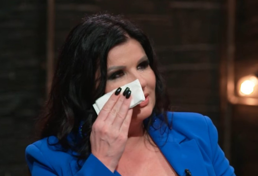 Pevačica roni suze, otac joj je umro dok je bila daleko od Srbije: Kuma mi je javila da je preminuo