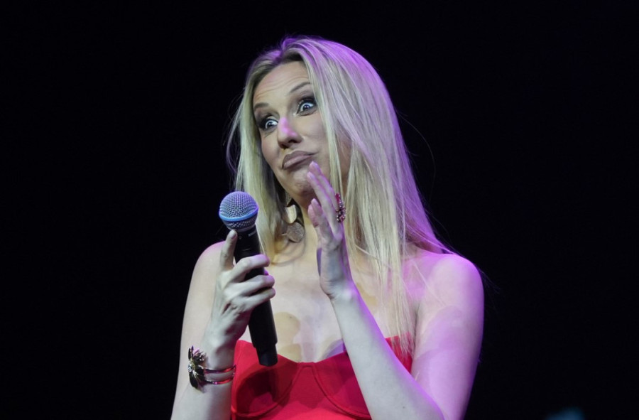 Otac Rade Manojlović o pevačicinom dečku: Ne valja ništa, ne pije!