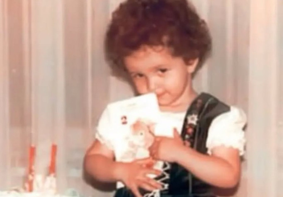 "Roditelji su pre mene izgubili osam beba" Ispovest Olje Karleuše: Radila sam u butiku!