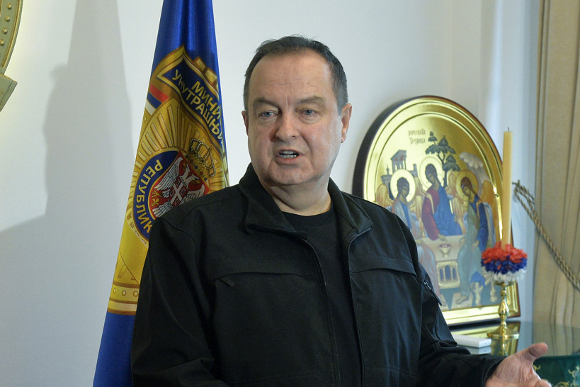 Dačić: Policija će nastaviti da podnosi prijave protiv lica koja počine krivična dela