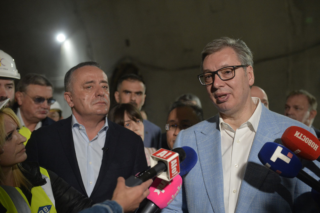 Vučić na Fruškogorskom koridoru, obišao "Iriški venac": Ovo će biti najduži i najveći tunel u Srbiji (FOTO/VIDEO)