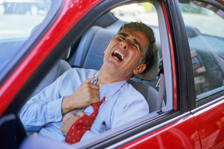 Porfirije: Preobraženje dokaz da je Bog uvek sa nama, da bi zasijao potreban dar vere