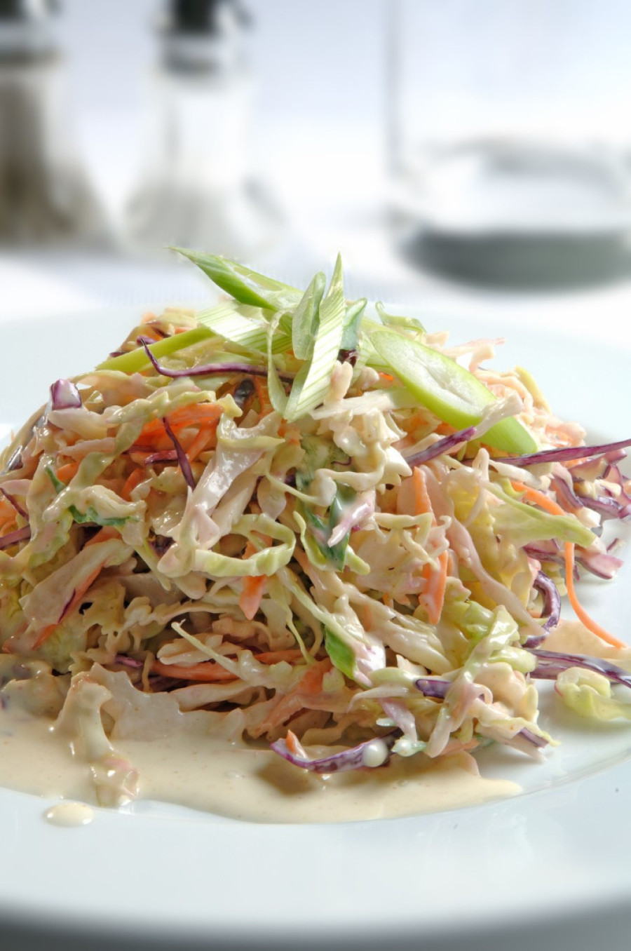 Zaboravite na kupus i paradajz: Uz ove tri salate podići ćete svoj prvomajski roštilj na potpuno novi nivo