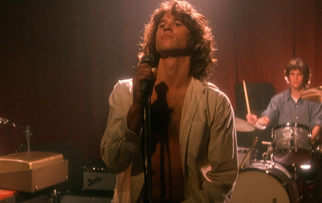 "Kako si uopšte dobio ovaj posao?": Gitarista Dorsa nije bio oduševljen idejom da Val Kilmer igra Morisona (FOTO/VIDEO)