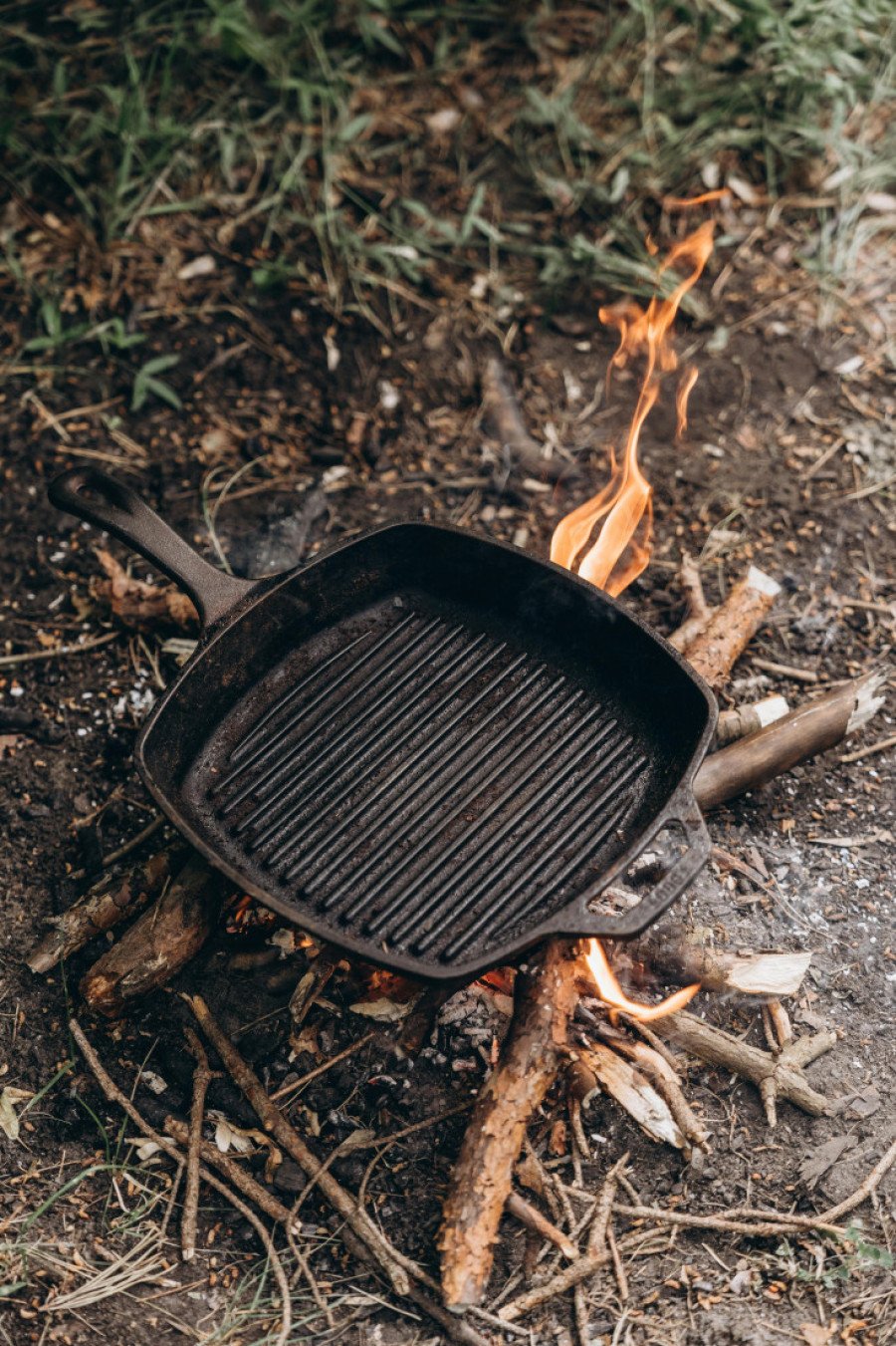 Spas u zadnji čas: Pet genijalnih načina da roštiljate bez roštilja i ne izneverite goste ovog Prvog maja