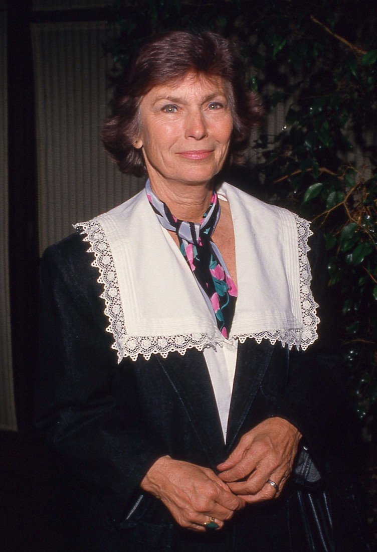 Preminula poznata glumica: Igrala u čuvenoj seriji koju je volela Srbija (FOTO/VIDEO)