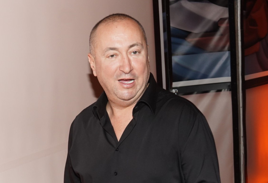 Fanovi im poklanjaju zvezde, nakit i bizarne stvari: Evo šta su sve naši pevači dobijali od obožavalaca!