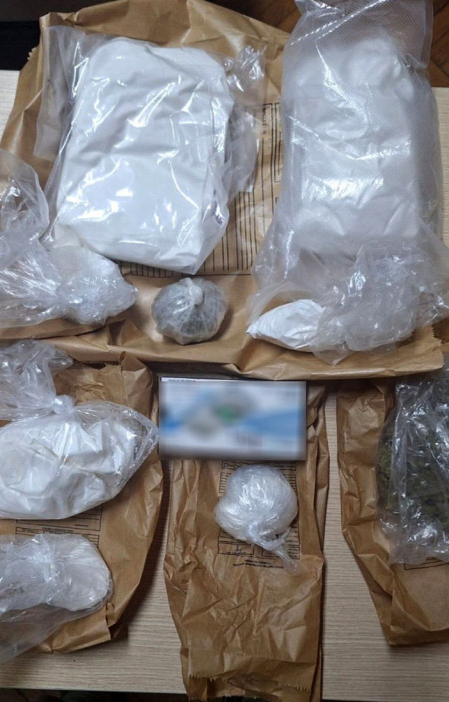 Hapšenje na uranku: Krenuli u letnjikovac sa kilogramima droge