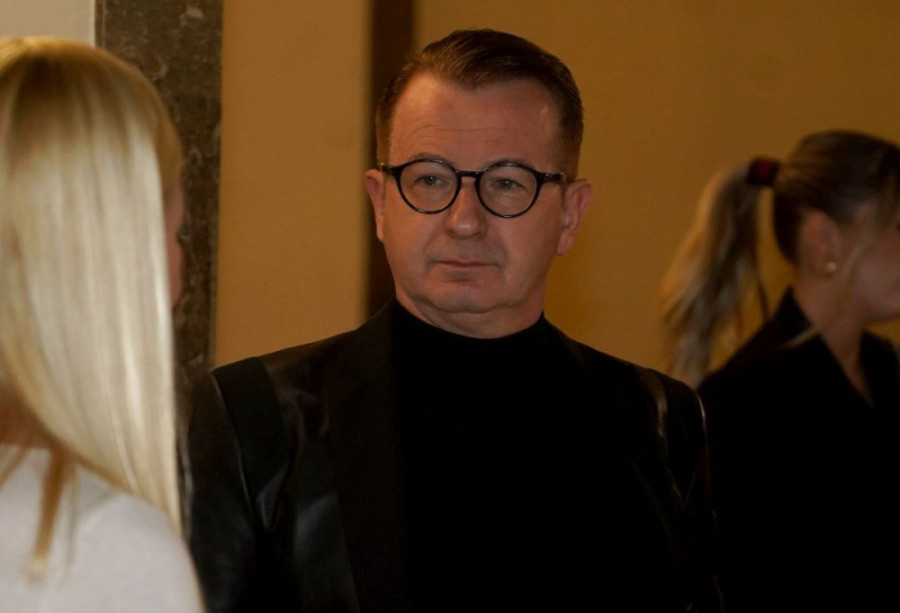 "Ne pada mi na pamet da platim!" Lepa Brena nije želela da časti večeru, pevač otkrio sve detalje