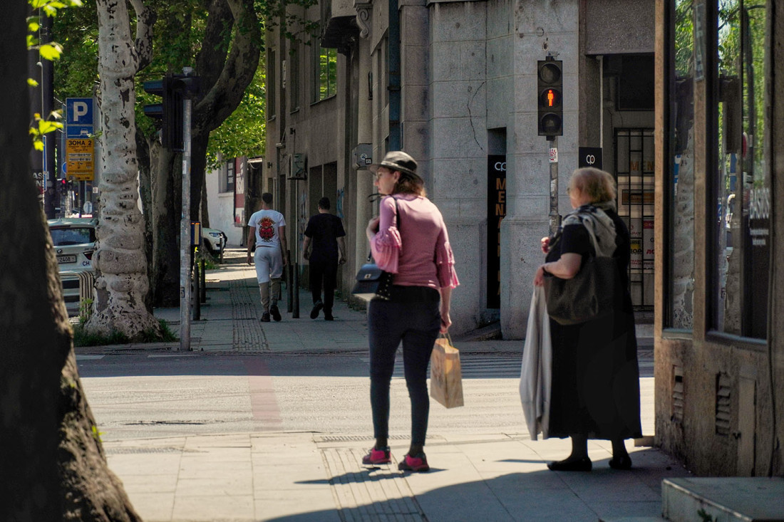 Mirno do podneva, a onda sledi haos na nebu – stižu pljuskovi i zahlađenje