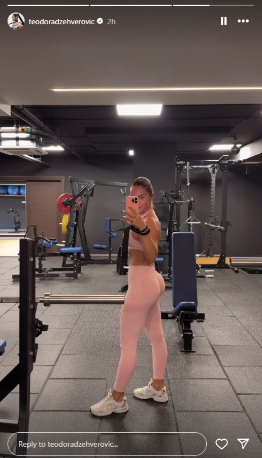 Teodora Džehverović pokazala perfektno izvajanu zadnjicu! Sve pršti (FOTO)