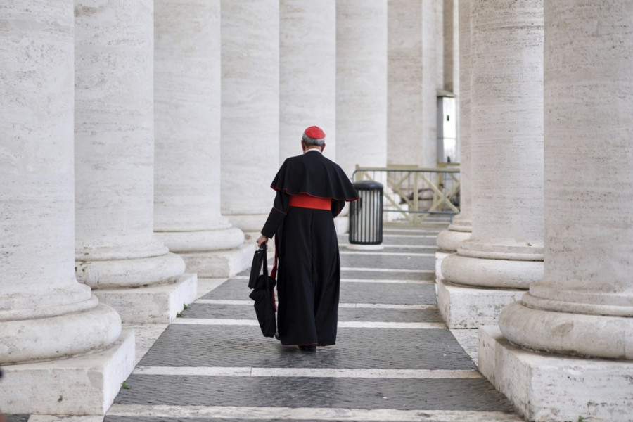 Tramp želi jedno, Makron drugo: Kako svetski lideri pokušavaju da utiču na izbor pape