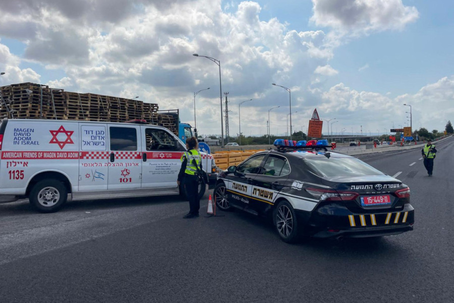 Obustavljeni letovi u Tel Avivu: Ovo je momenat kada se raketa obrušila na aerodrom (FOTO/VIDEO)