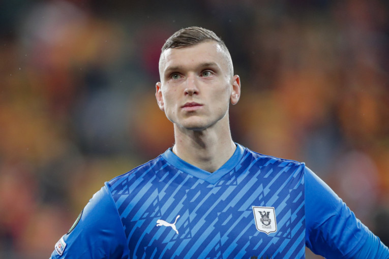 Ko posle Glazera? Guteša je i dalje "zelen" - ova tri golmana bi lepo "legla" Crvenoj zvezdi!