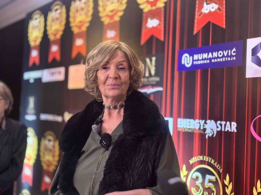 Lepa Lukić snima film o sebi: Ovi detalji iz njenog života sve će potresti