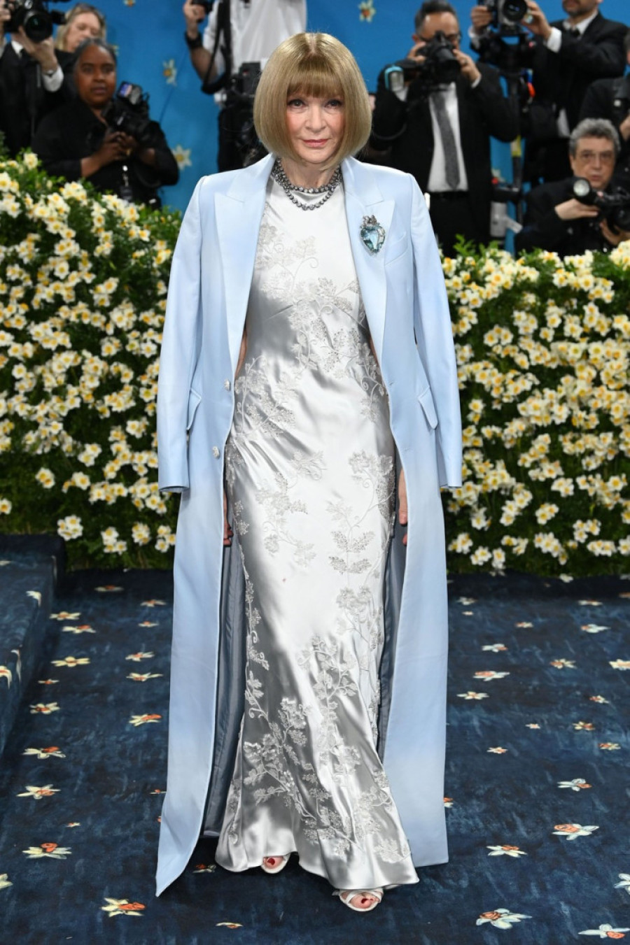 Noć kada se mašta pretvara u najspektakularnije modne komade: Pogledajte neka od najboljih izdanja na Met Gali (FOTO)