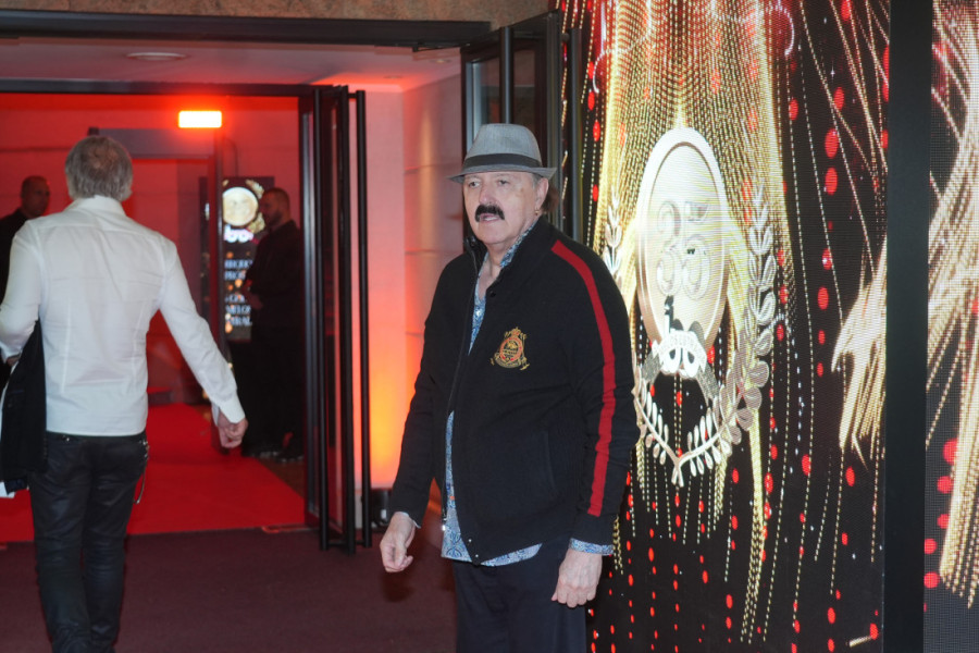 Haris Džinović peva u kafanama, a jedno ne podnosi: "Idi kući, opali glavom u zid"