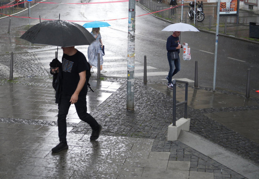 Meteorolog Ristić upozorava: Sutra popodne očekuje nas veliko nevreme! Evo kad će napokon da nam stigne sunce (VIDEO)