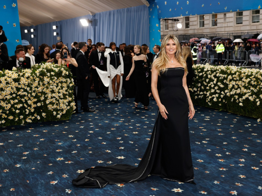 Nije sahrana, već Met Gala! Optuženi za promašenu temu, dosadu i užasan izbor: Najgore obučeni na crvenom tepihu (FOTO)