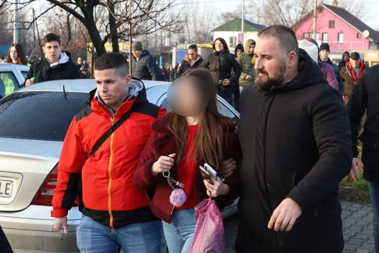 Nove optužbe protiv devojke vozača! Izmenjena optužnica za naletanje na studente