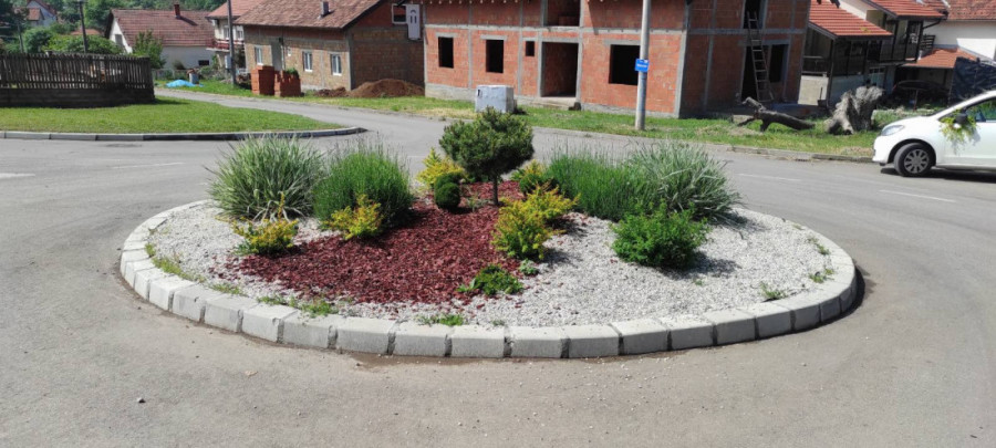 Kolege nastradalog Vladimira iz Topole pokrenule inicijativu: Žele da se parkić na kom je radio nazove po njemu (FOTO)