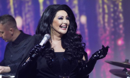 Dragana Mirković spremna za prvi Vaskrs sa unukom: Hit detalji iz dvorca pevačice! (FOTO)