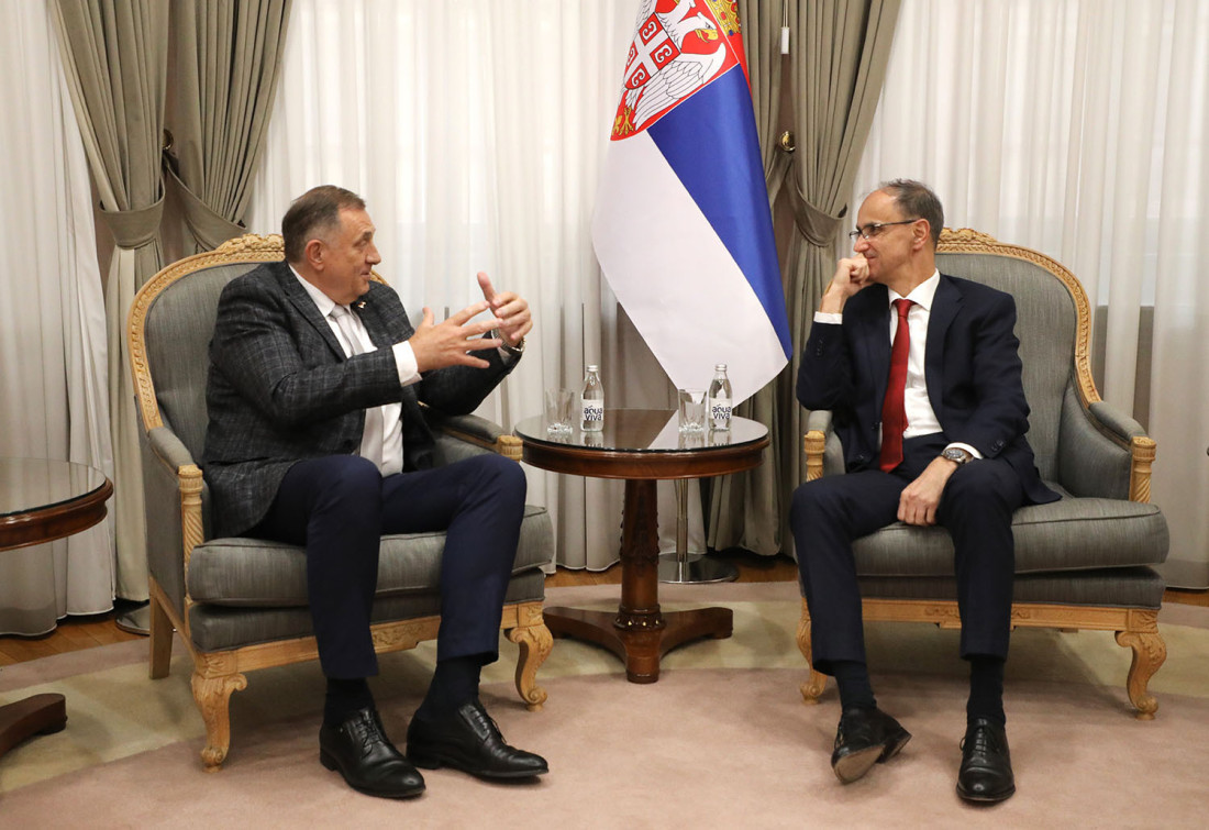 Premijer Macut se sastao sa Dodikom: Opstanak Republike Srpske je od izuzetnog značaja (FOTO)