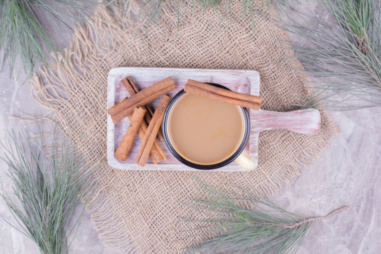 Nastaje spektakl ukusa: Pet začina transformišu prosečnu šoljicu kafe u pravi gurmanski doživljaj